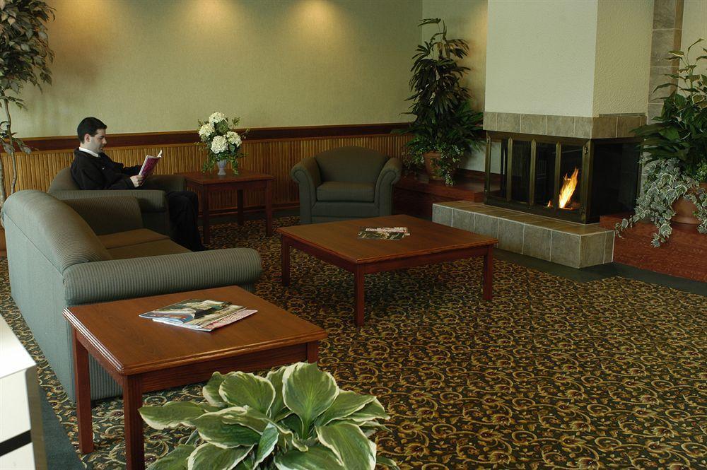 Canad Inns Destination Centre Windsor Park Winnipeg Exterior foto