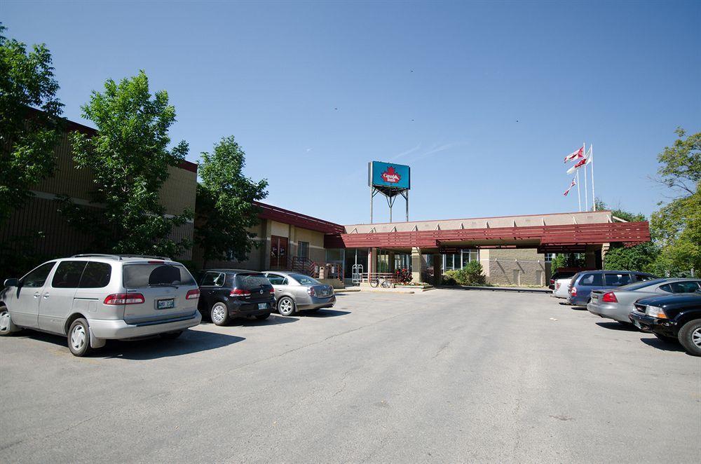 Canad Inns Destination Centre Windsor Park Winnipeg Exterior foto